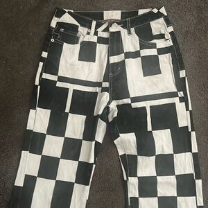 Isabelle’s Cabinet Black and white jeans